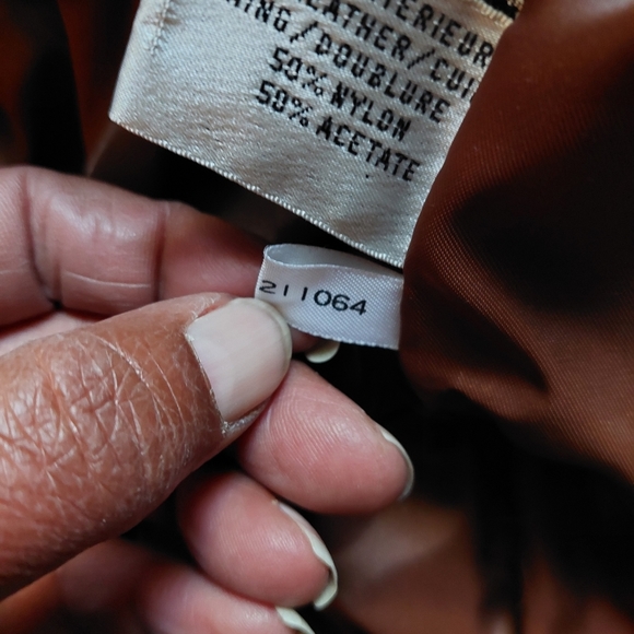 Vintage* B B Dakota Leather Jacket (Large) - Picture 16 of 16